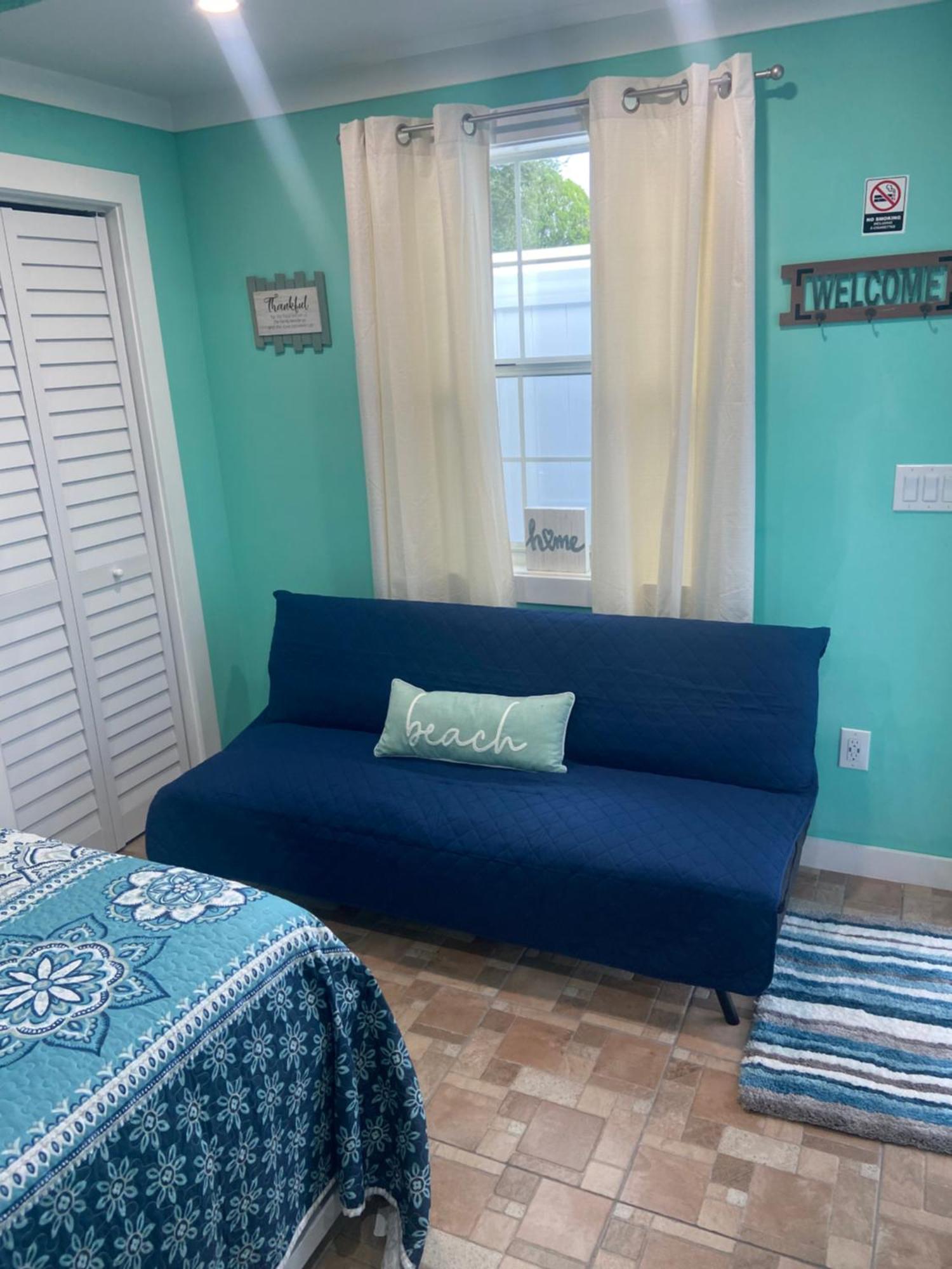 Beautiful And Comfortable Rom Apt # 2 Tampa Ngoại thất bức ảnh